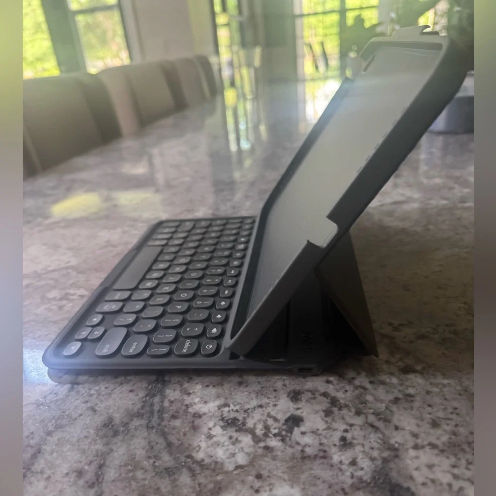Zagg Gray Tablet Keyboard Folio - sku zkb105pkb34